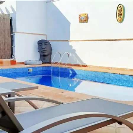 House With Pool And Barbecue * Vlorë